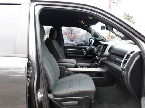 Used 2022 RAM 1500 Big Horn AWD/4WD image 37