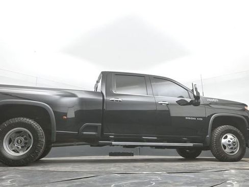 Used 2022 Chevrolet Silverado 3500 High Country w/ Safety Package II AWD/4WD image 47