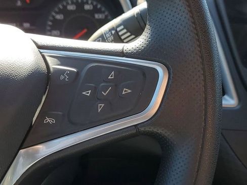 Used 2023 Chevrolet Malibu LT FWD image 18