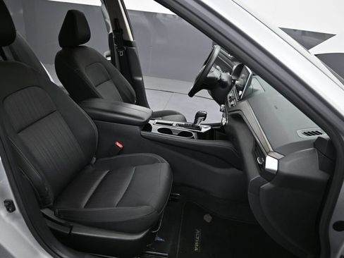 Used 2023 Nissan Altima 2.5 SV FWD image 26
