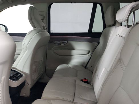 Used 2026 Volvo XC90 B6 Ultra AWD/4WD image 12