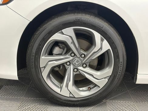 Used 2019 Honda Accord EX image 34