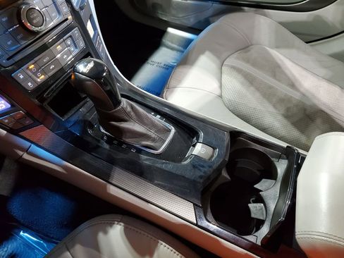 Used 2011 Cadillac CTS V RWD image 31