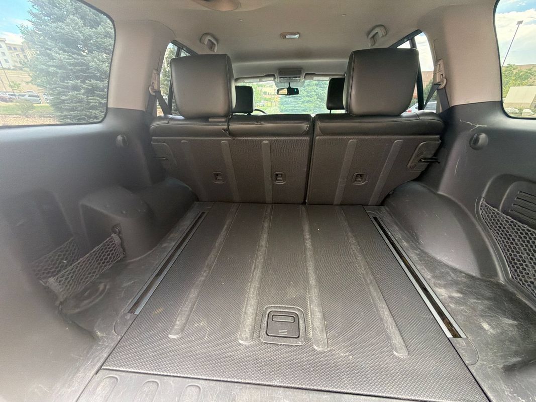 Used 2013 Nissan Xterra PRO-4X w/ Pro-4x Leather Pkg AWD/4WD image 19