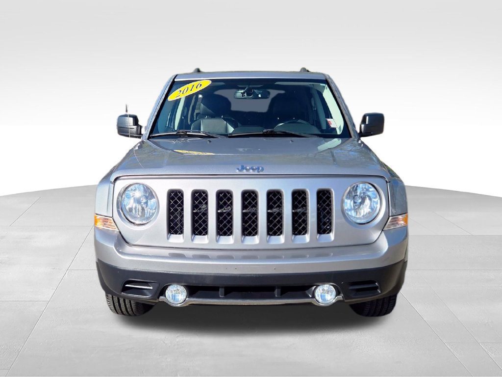 Used 2016 Jeep Patriot High Altitude AWD/4WD image 2
