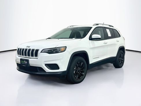 Used 2021 Jeep Cherokee Latitude AWD/4WD image 3