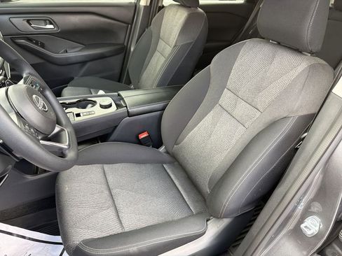 Used 2024 Nissan Rogue SV AWD/4WD image 17