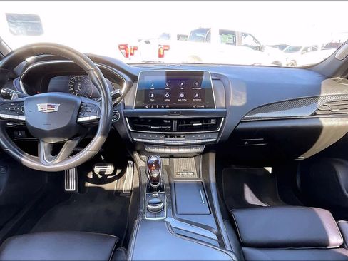Used 2022 Cadillac CT5 Sport image 15