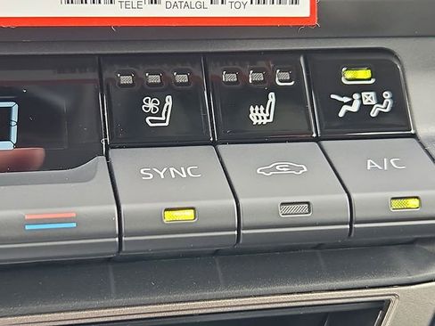New 2026 Toyota Camry XLE AWD/4WD image 19