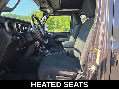 Used 2022 Jeep Wrangler Unlimited Sport AWD/4WD image 7