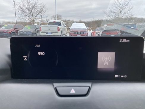 Used 2025 MAZDA CX-90 3.3 Turbo w/ Premium Plus Pkg image 28