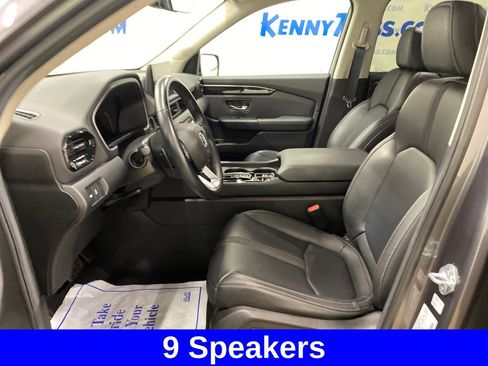 Used 2025 Honda Pilot EX-L image 7