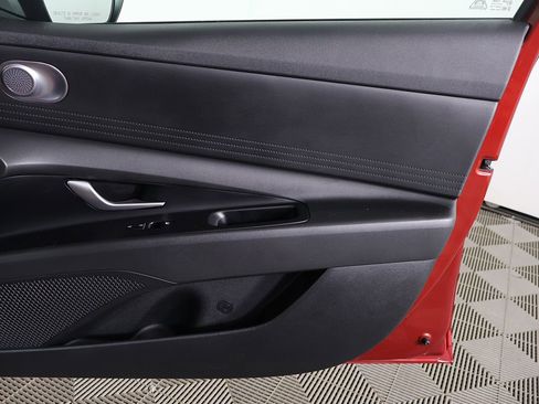 Used 2023 Hyundai Elantra SEL image 20