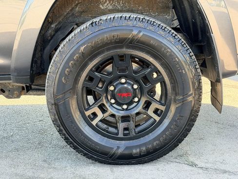 Used 2016 Toyota 4Runner TRD Pro AWD/4WD image 29