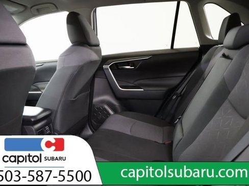 Used 2025 Toyota RAV4 XLE image 29