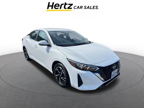 Used 2025 Nissan Sentra SV image 1