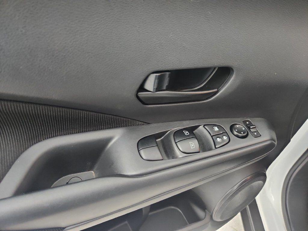 Used 2025 Nissan Kicks Play S FWD image 23