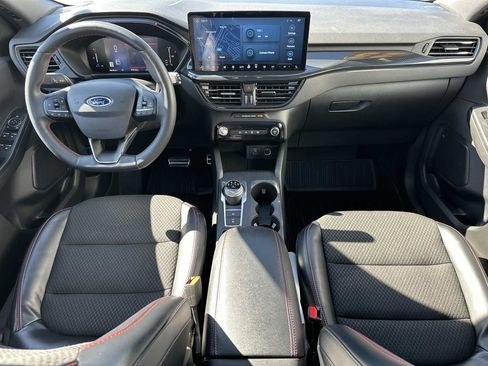 Used 2023 Ford Escape ST-Line w/ Tech Pack #1 AWD/4WD image 16