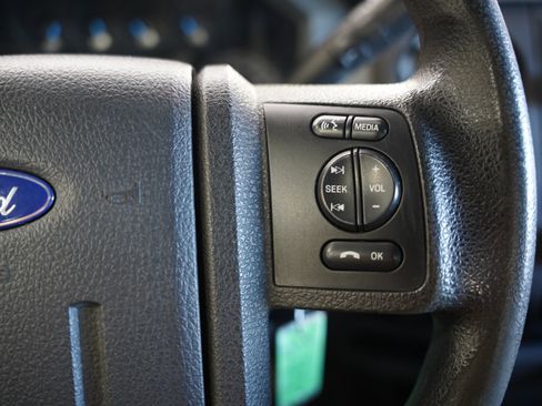 Used 2014 Ford F250 XL w/ Power Equipment Group image 16