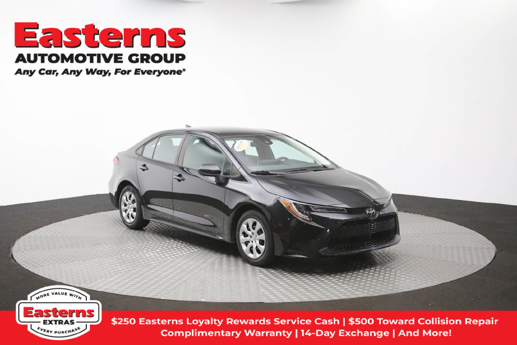 Used 2021 Toyota Corolla LE w/ Carpet Mat Package (TMS) FWD image 52