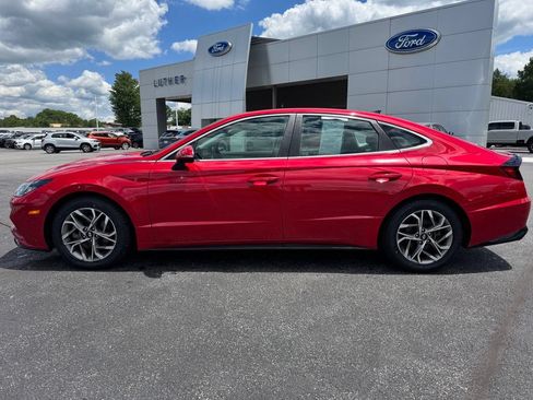 Used 2021 Hyundai Sonata SEL FWD image 2