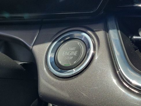 Used 2025 Chevrolet Trax ACTIV w/ Driver Confidence Package FWD image 33