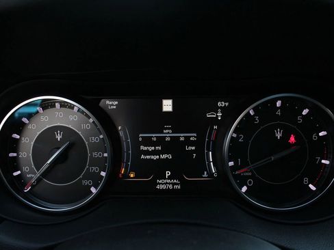 Used 2022 Maserati Levante GT AWD/4WD image 33