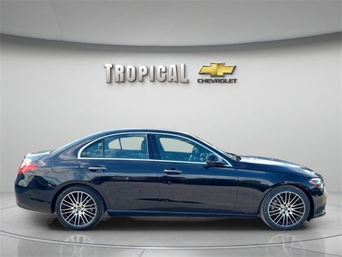Used 2023 Mercedes-Benz C 300 4MATIC Sedan w/ Exclusive Trim Package image 6