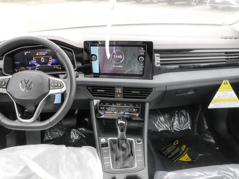 New 2026 Volkswagen Jetta SE FWD image 33