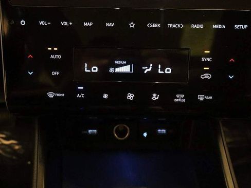 Used 2024 Hyundai Tucson Limited AWD/4WD image 33