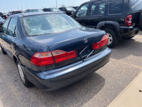 Used 2000 Honda Accord LX image 11