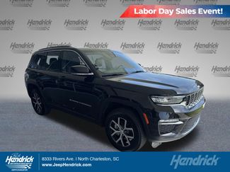 Used 2025 Jeep Grand Cherokee Limited AWD/4WD video 1
