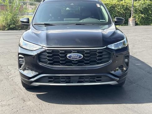 Certified 2024 Ford Escape ST-Line Select w/ Tech Pack #2 AWD/4WD image 8