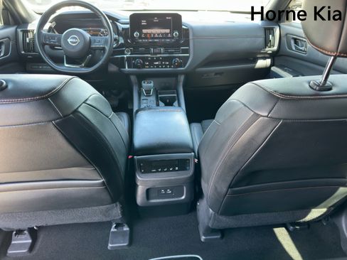 Used 2024 Nissan Pathfinder Rock Creek AWD/4WD image 20