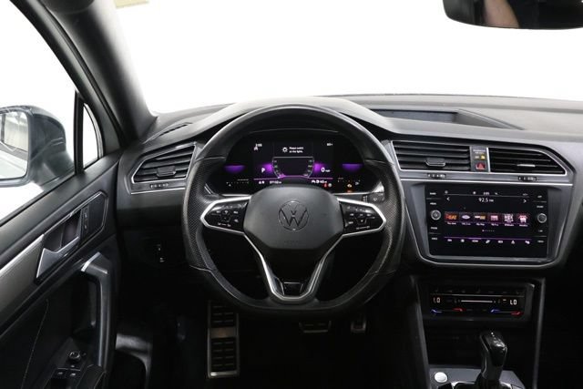 Used 2022 Volkswagen Tiguan SE R-Line FWD image 12