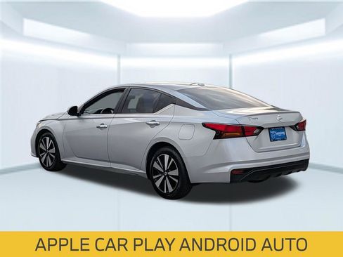 Used 2022 Nissan Altima 2.5 SV FWD image 5