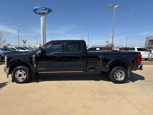 Used 2023 Ford F350 Lariat w/ Lariat Ultimate Package image 2