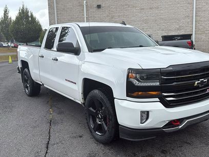 Used 2018 Chevrolet Silverado 1500 LT w/ Redline Edition