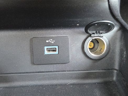 Used 2018 Ford Fusion S image 30