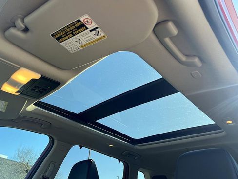 Certified 2023 Nissan Rogue SV w/ SV Premium Package image 19