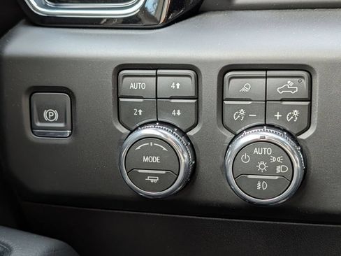 New 2026 GMC Sierra 1500 Denali w/ Denali Reserve Package AWD/4WD image 50