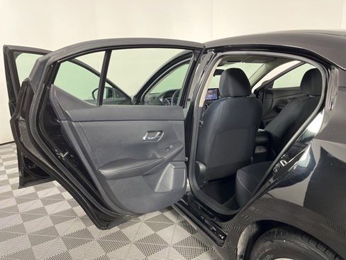 Used 2021 Nissan Sentra SV FWD image 35