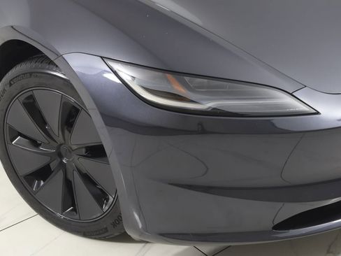 Used 2025 Tesla Model 3 Long Range image 20