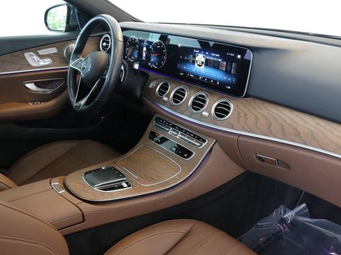 Used 2022 Mercedes-Benz E 350 4MATIC Sedan image 48