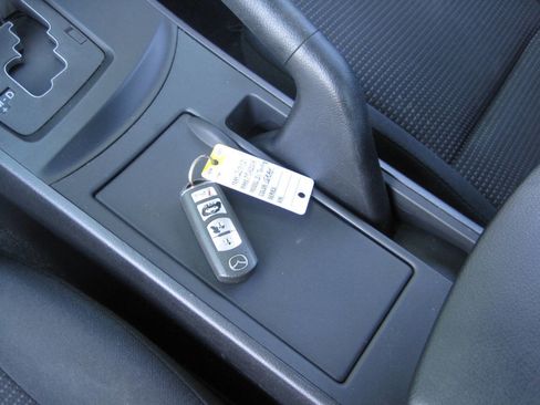 Used 2013 MAZDA MAZDA3 i Touring image 37