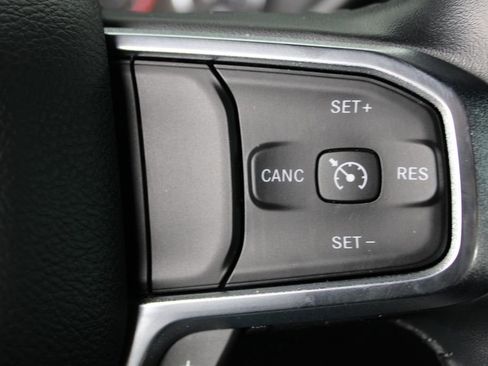 Used 2023 RAM 2500 Laramie AWD/4WD image 31