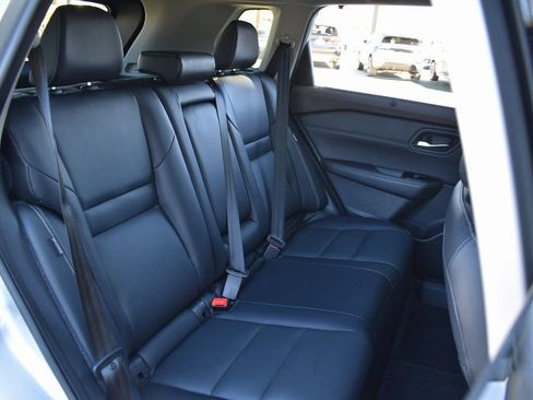 Used 2022 Nissan Rogue SL w/ SL Premium Package image 38