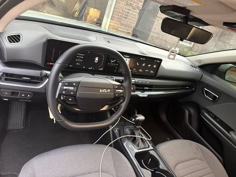 Used 2025 Kia K4 EX FWD image 7