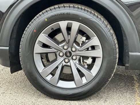 Certified 2023 Ford Explorer XLT w/ Equipment Group 202A image 26