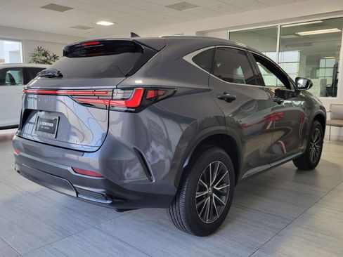 Used 2024 Lexus NX 250 FWD w/ Premium Package image 6